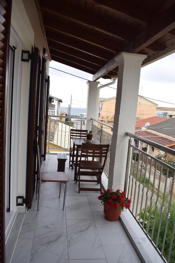 Mary'S Apartments Close To The Sea Agios Georgios  Esterno foto