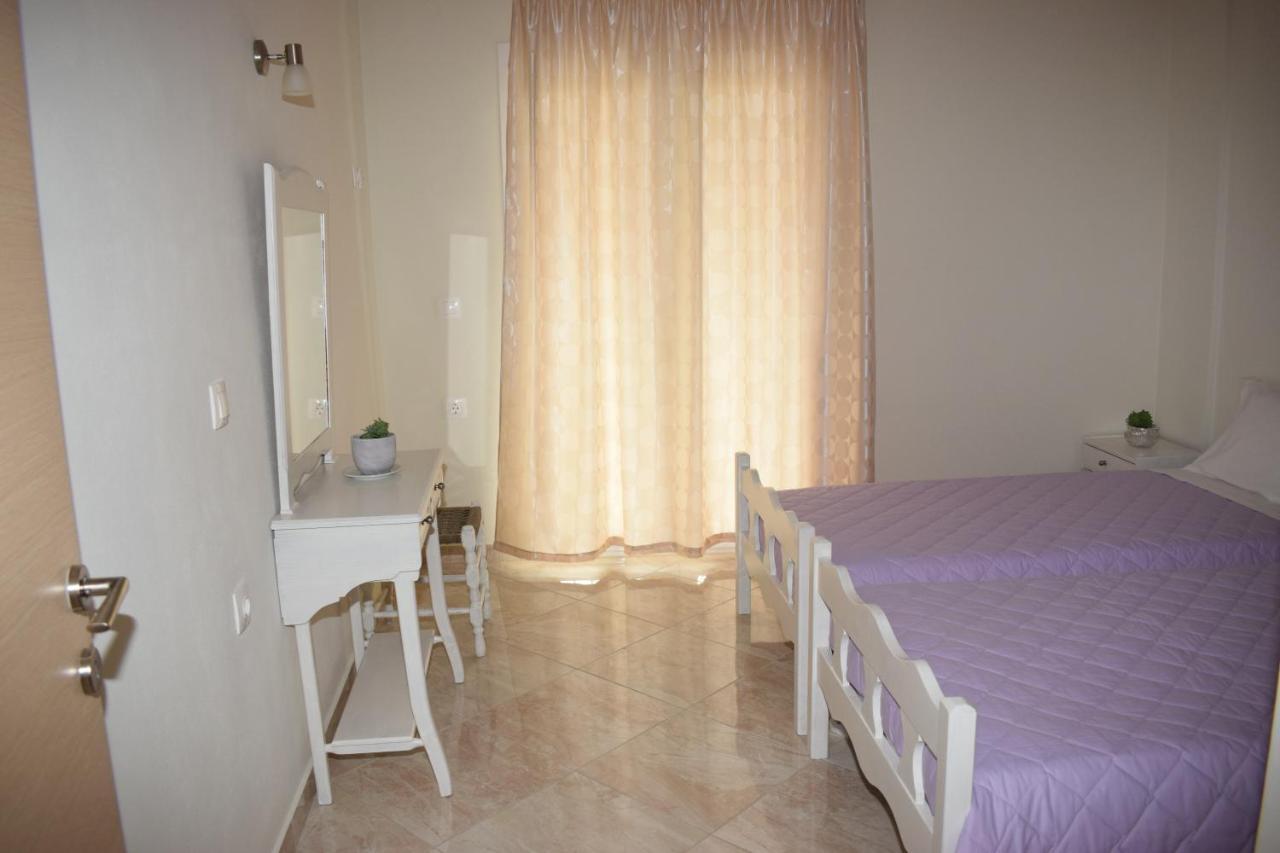 Mary'S Apartments Close To The Sea Agios Georgios  Esterno foto