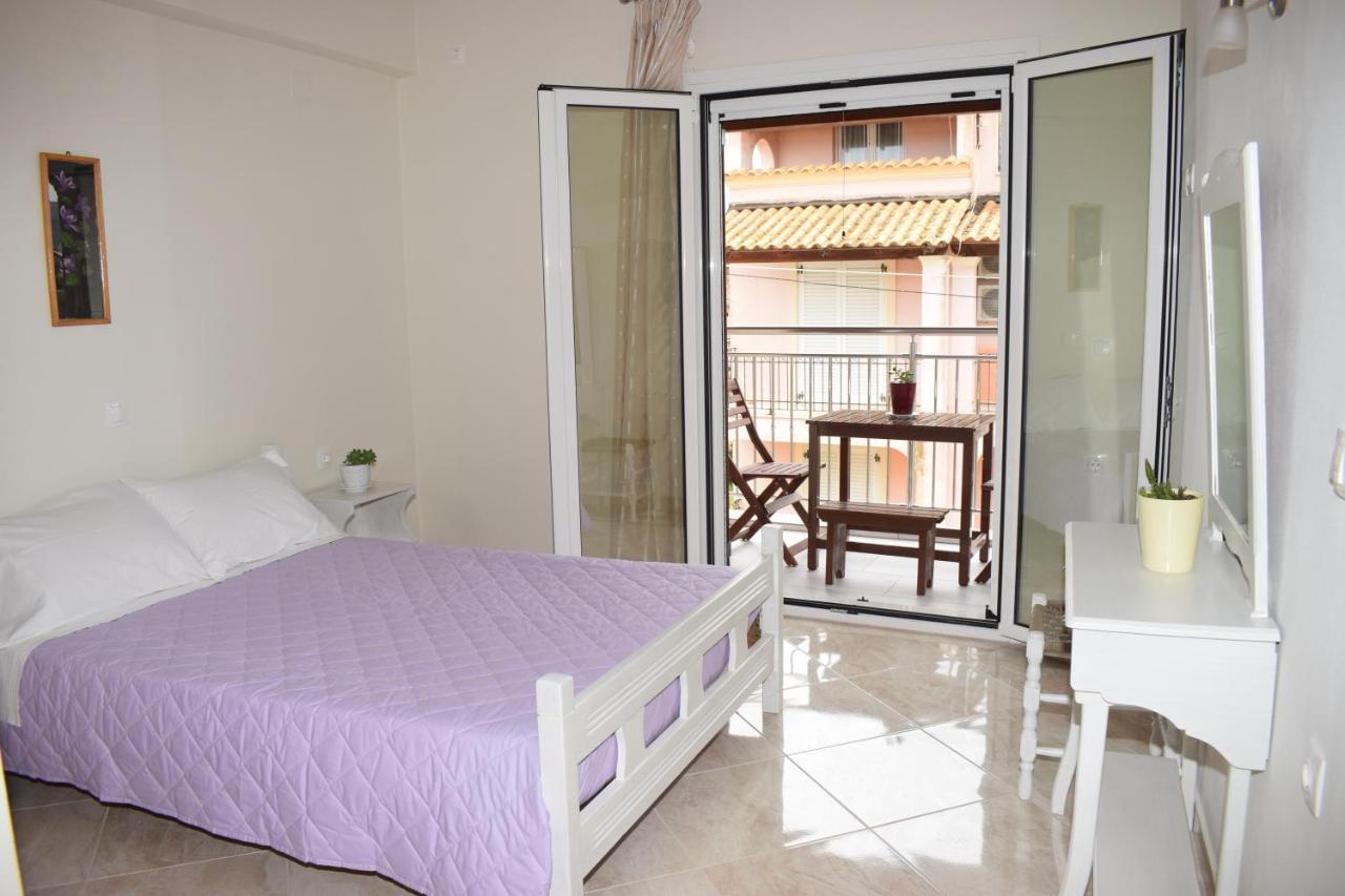 Mary'S Apartments Close To The Sea Agios Georgios  Esterno foto
