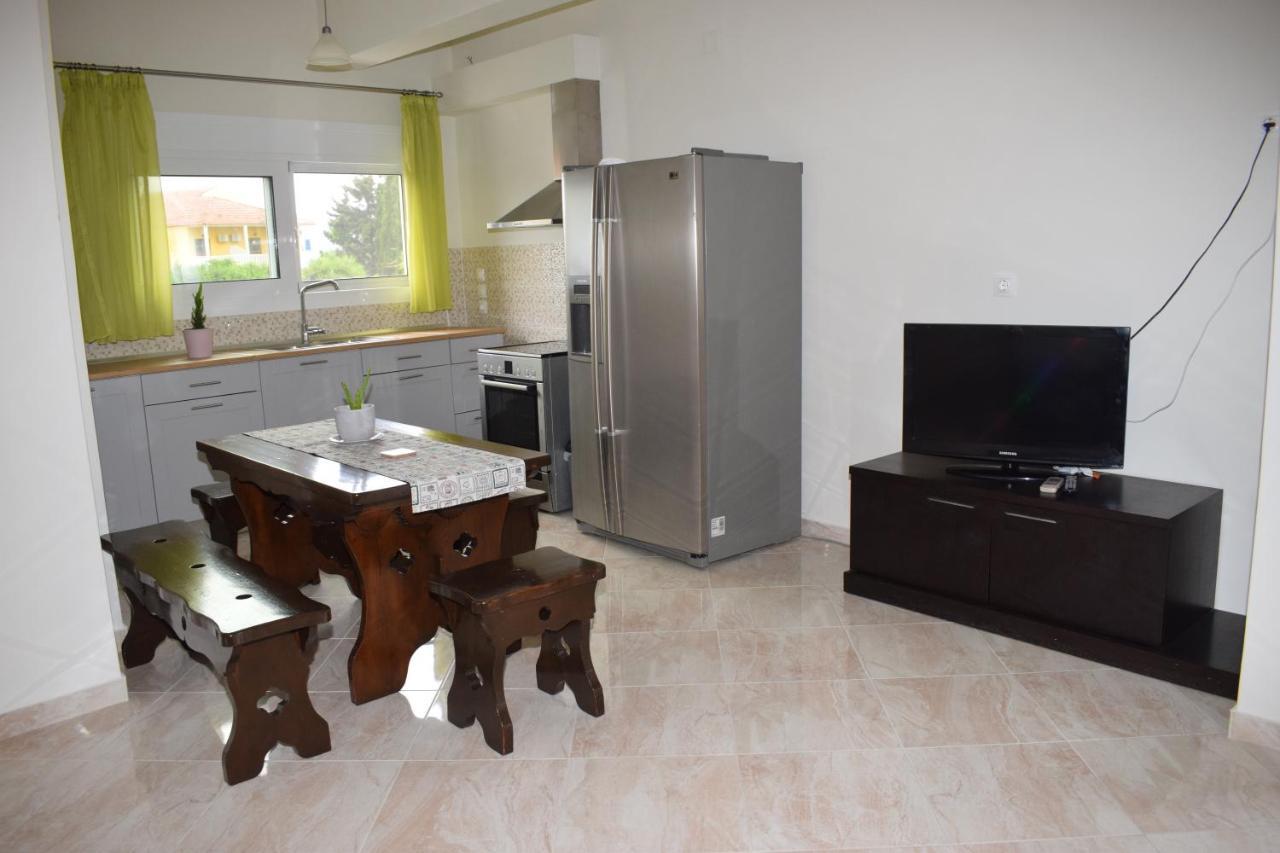 Mary'S Apartments Close To The Sea Agios Georgios  Esterno foto
