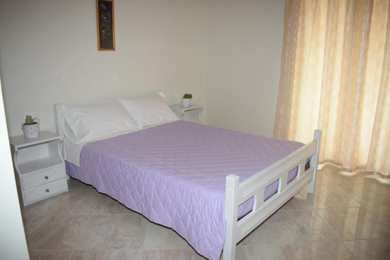 Mary'S Apartments Close To The Sea Agios Georgios  Esterno foto
