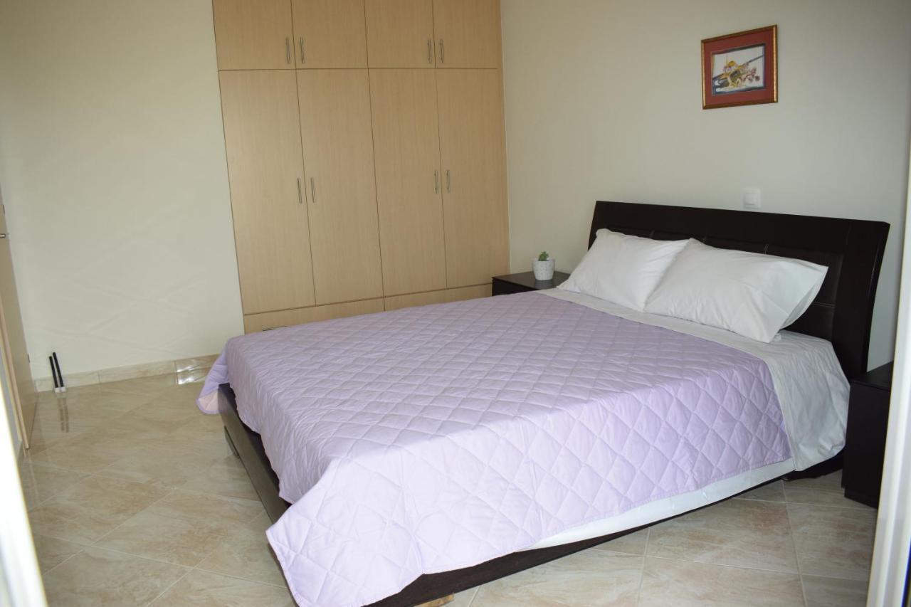 Mary'S Apartments Close To The Sea Agios Georgios  Esterno foto